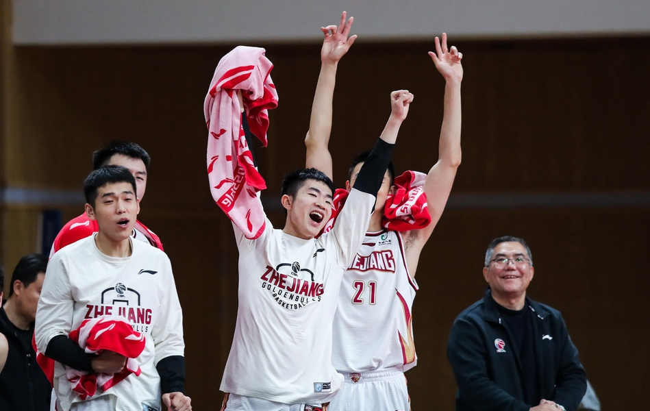 美国队表现出彩，誓言继续前进