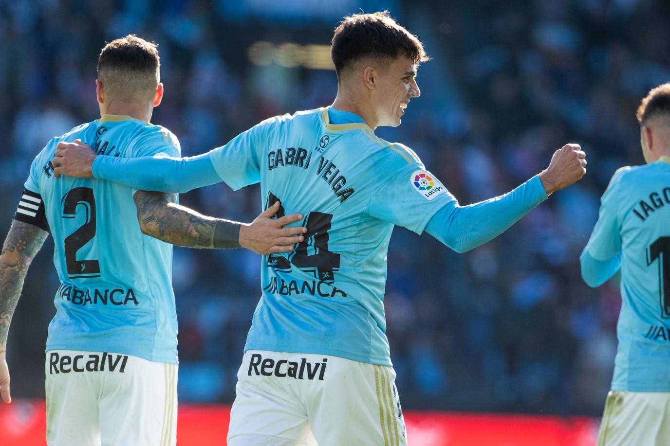 包含塞尔塔一球小胜，升至积分榜前列的词条